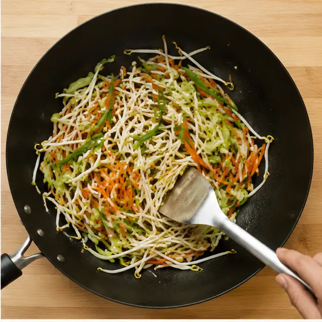 Step 2: Adding bean sprouts and scallions
